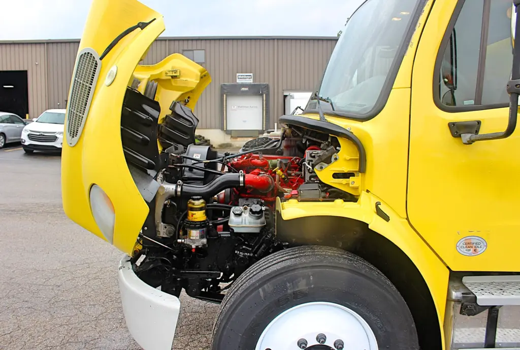 2016 Freightliner M2-106 box truck – engine compartment view from driver side