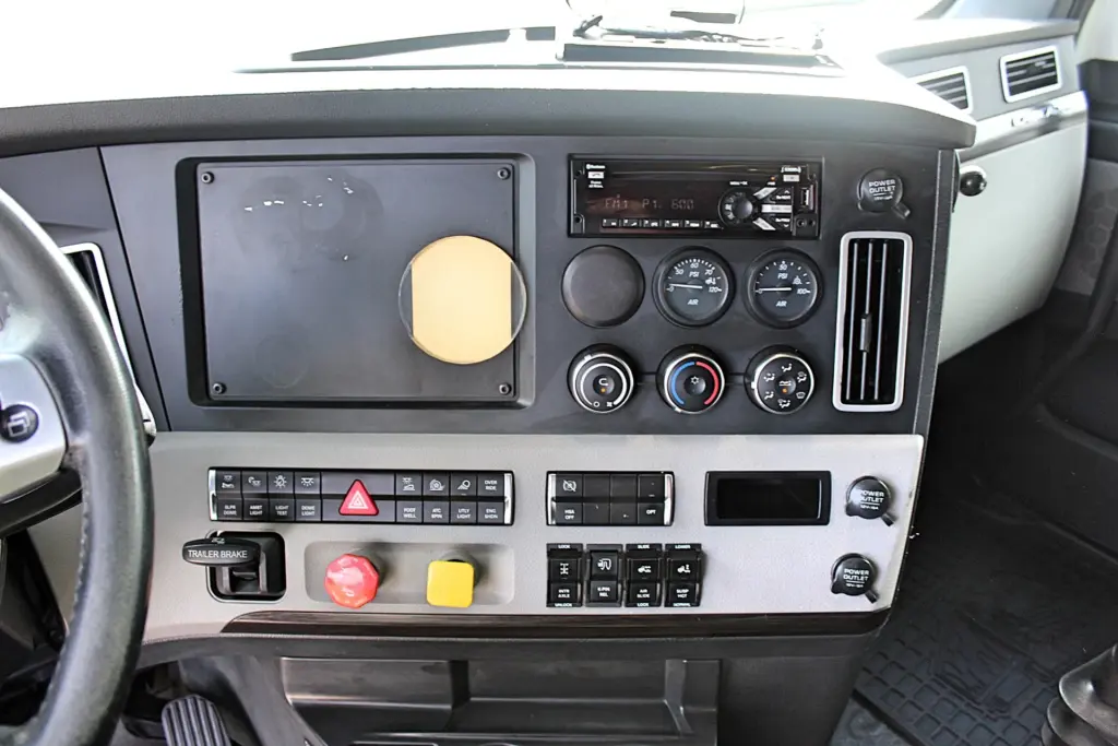 2019 Freightliner Cascadia 126 – dashboard controls, gauges, climate controls and switch panel.