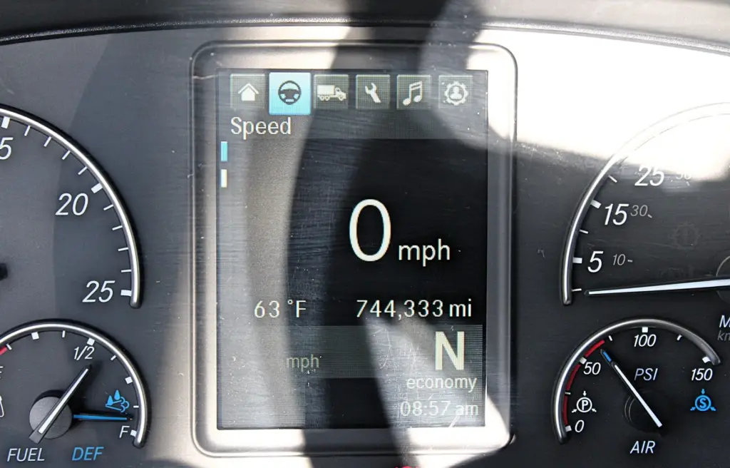 2019 Freightliner Cascadia 126 – odometer showing 744,333 miles on digital instrument display.