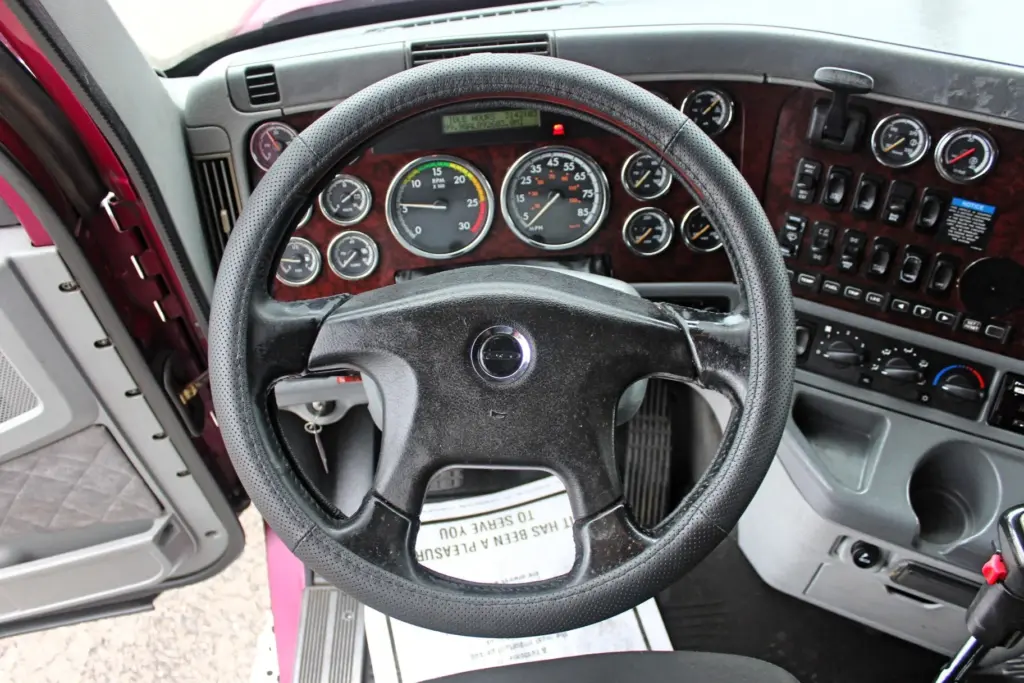 2020 Freightliner Coronado 132 Glider – steering wheel and wood-grain gauge cluster