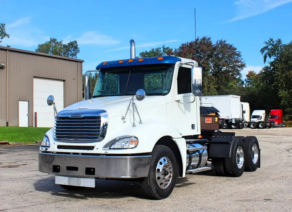 2020 Freightliner Columbia 120 Glider – full driver-side profile of white day cab semi truck